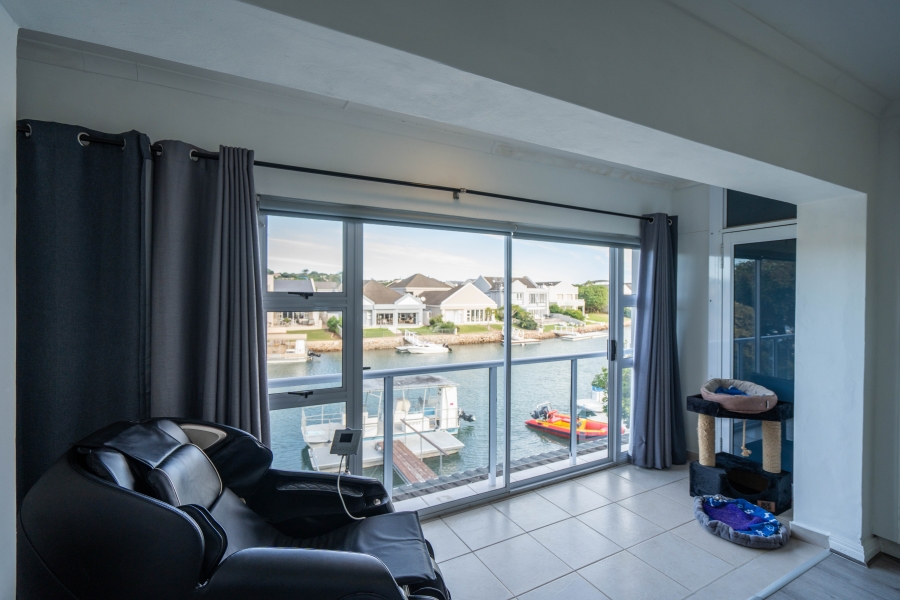 6 Bedroom Property for Sale in Royal Alfred Marina Eastern Cape